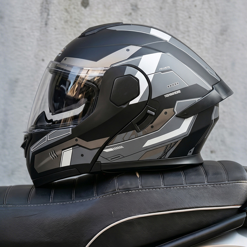 DOT-Zertifizierter Ad Factory  – Full Face Motorcycle Helmet With Bluetooth Bewertung und Preis